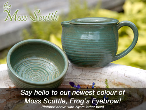 Frog's Eyebrow Moss Scuttle